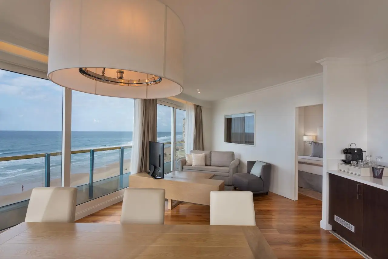 Okeanos Suites