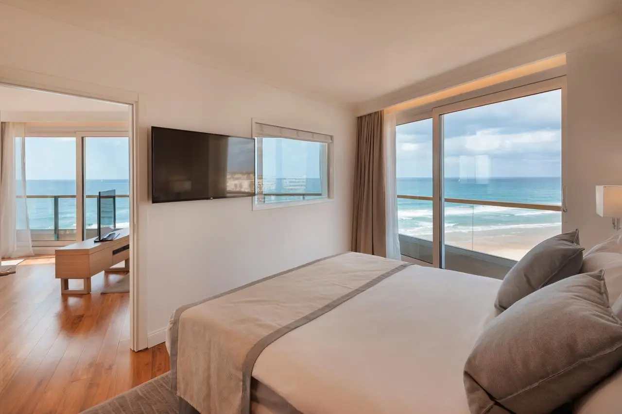 Okeanos Suites