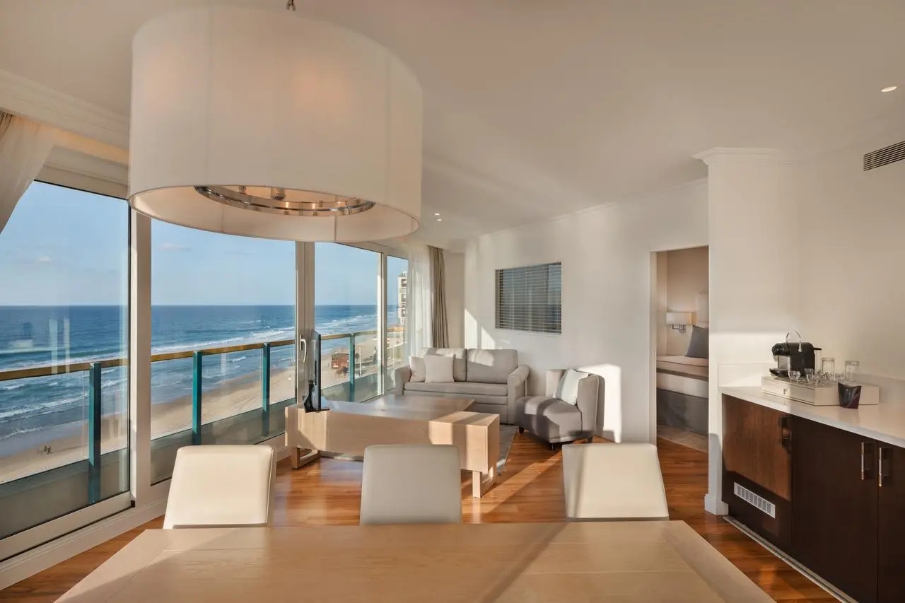 Okeanos Suites