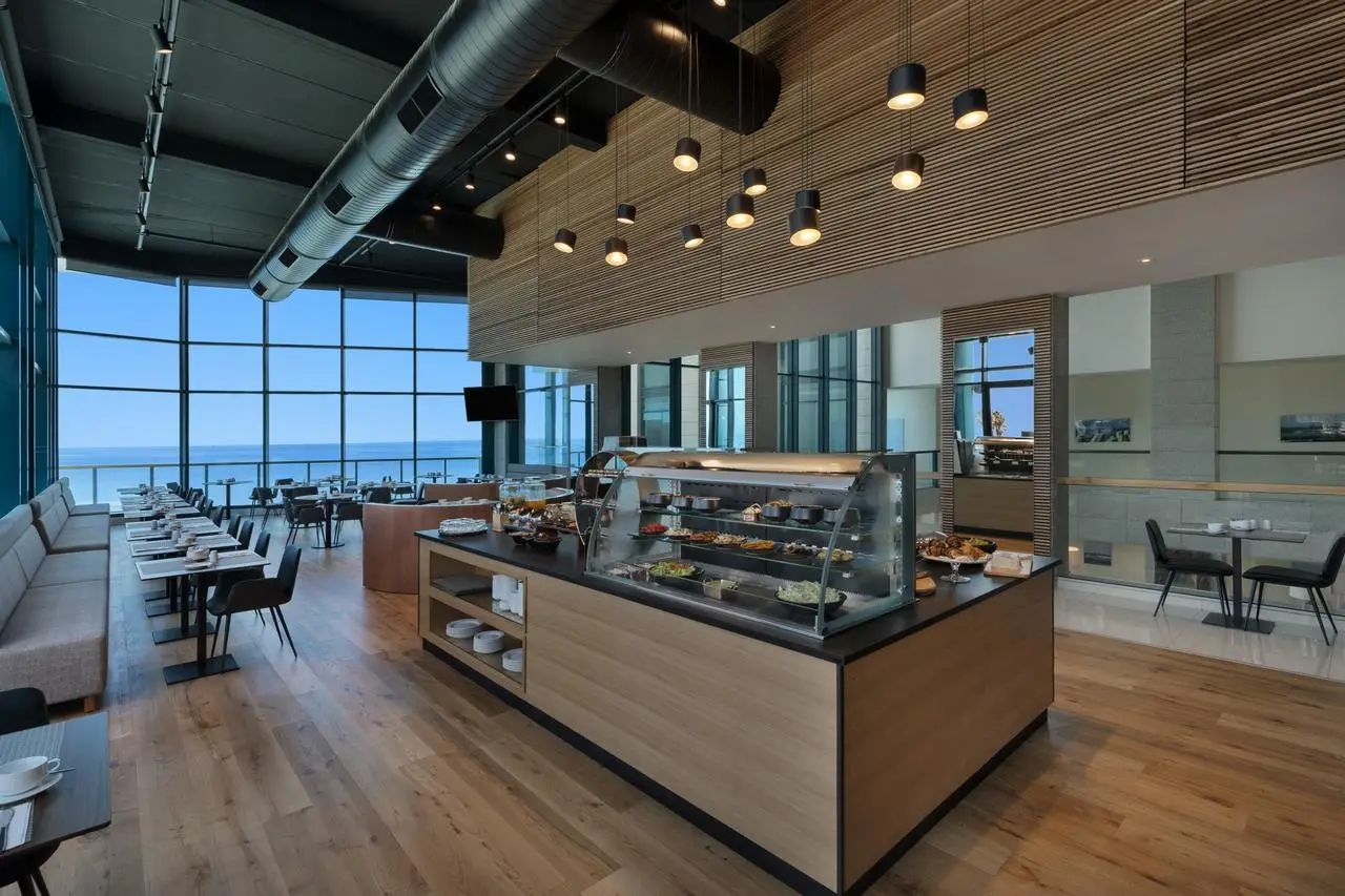 Okeanos Suites