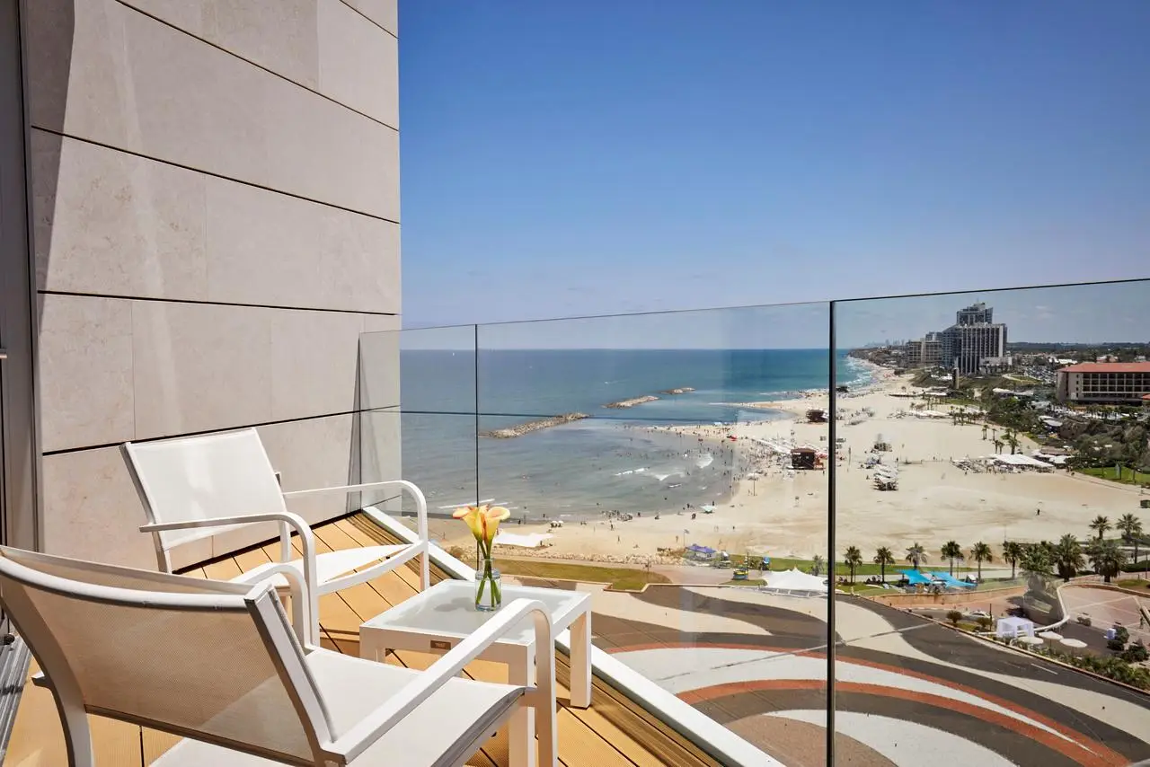 Ritz-Carlton
