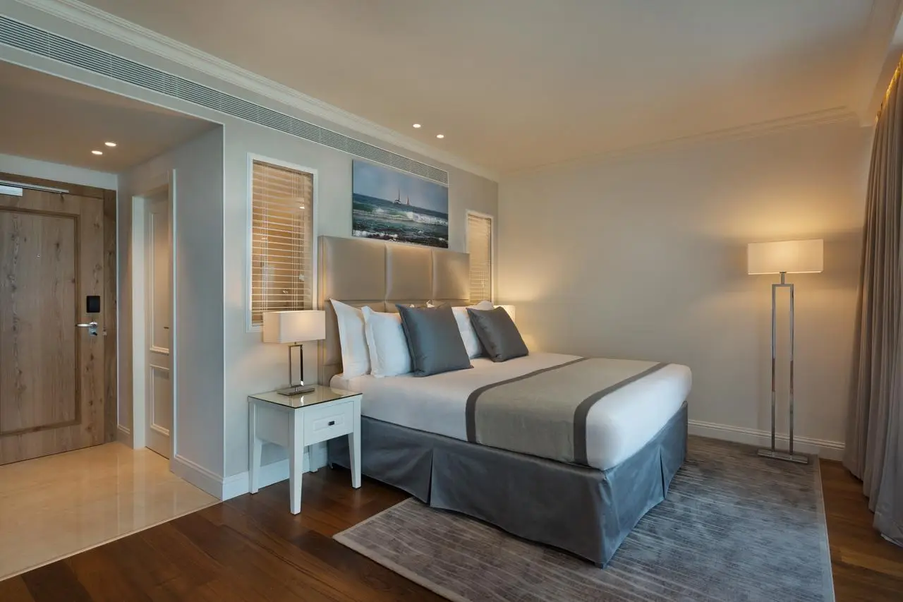 Okeanos Suites